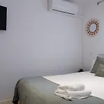 Apartamento Moderno En Triana 2 Dormitorios Y Aire Acondicionado