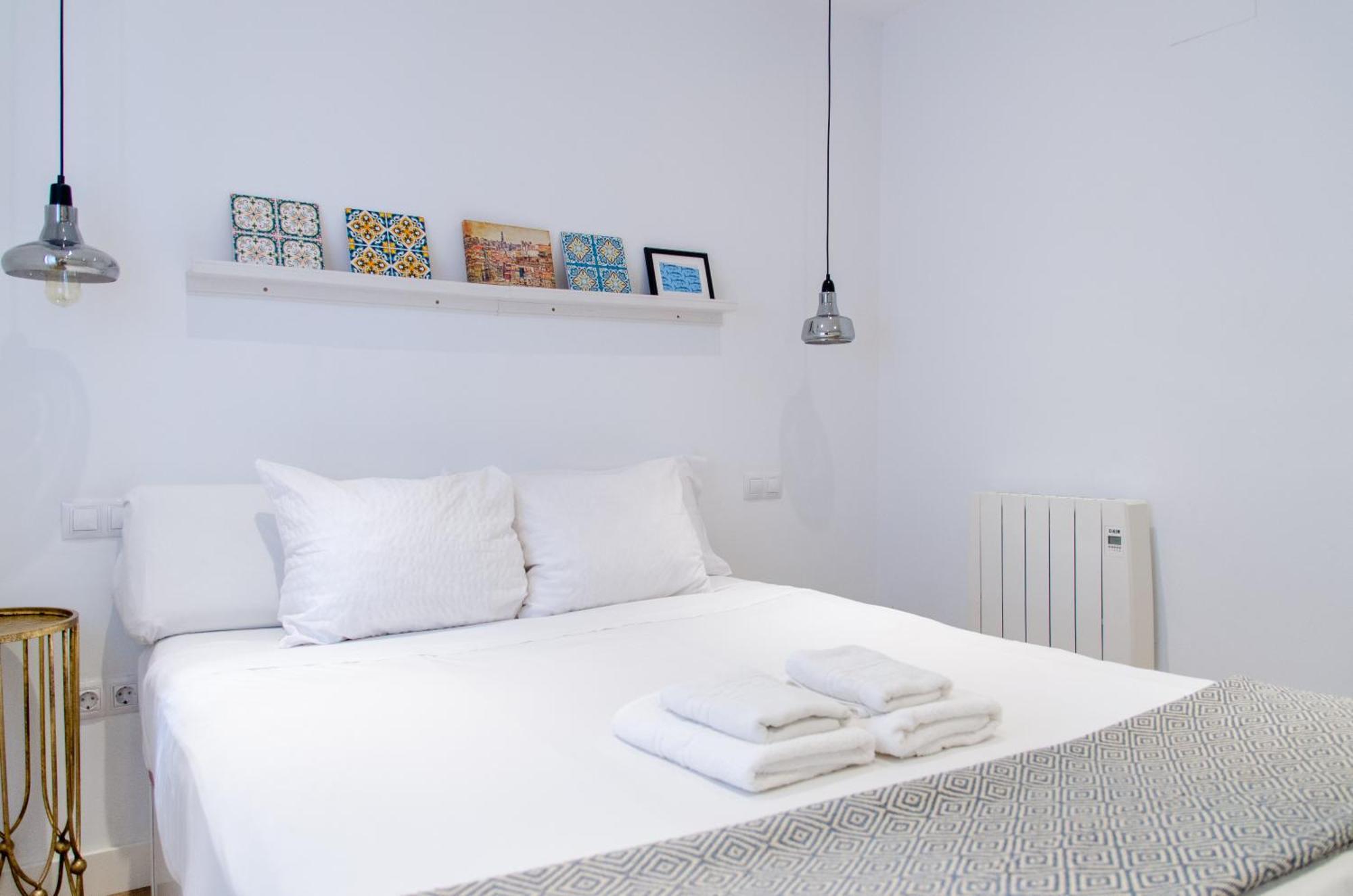 Moderno En Triana 2 Y Aire Acondicionado Appartamento *